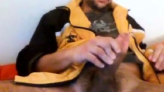 Str8 Danish Guy Cums On Paper Towel With Monstercock