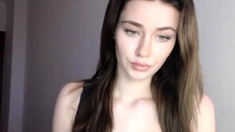 Horny Webcam Babe Solo Masturbation