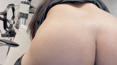 amateur vip ass masturbating on live webcam