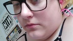 Amateur wild chick solo masturbation