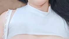 Omege japanese girl with big boobs on cams