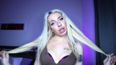 Hawt Blonde Babe Plays Solo In The Xxx Video