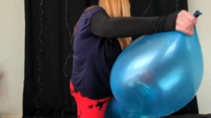 Hot amateur blonde pregnant toying her pussy solo